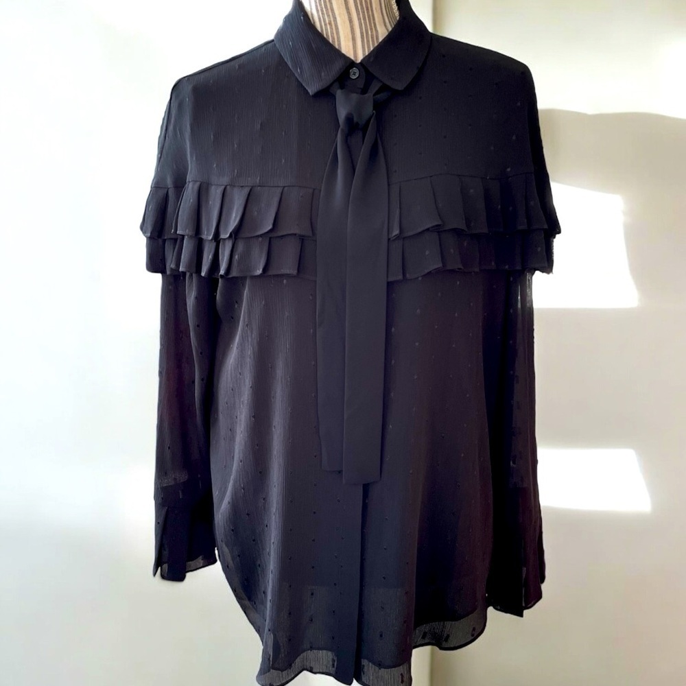 Chico’s button down blouse,Chico’s size 1,black label, sheer with full lining